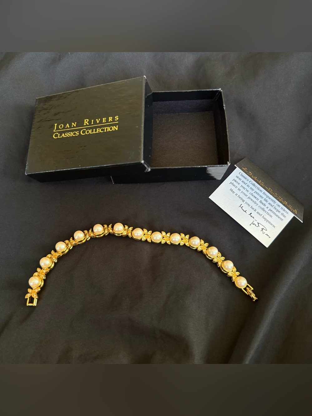 Vintage Joan Rivers Faux Pearl Clear Rhinestone Gold-tone Link Bracelet 7.5"